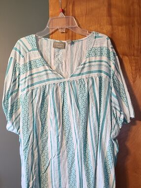 Teal & White Striped V-Neck Women's Top